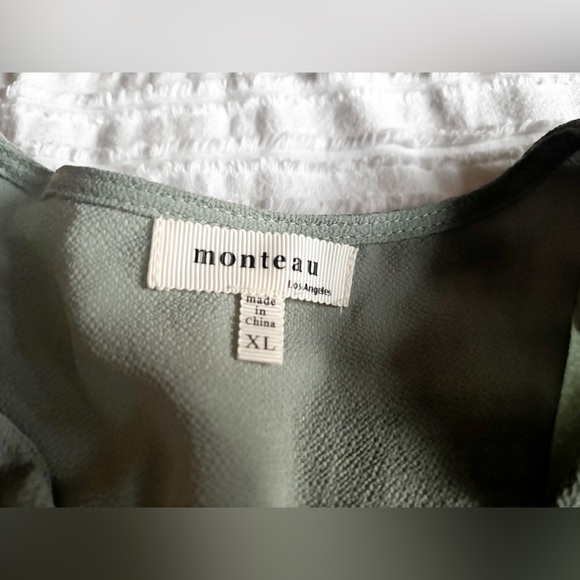 MONTEAU women’s top, sage green, textured material, light ruffling, XL - Picture 3 of 4